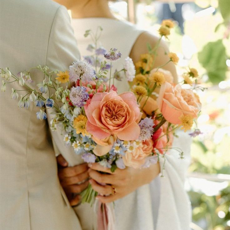 bouquet mariée asymétrique