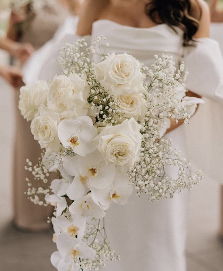 bouquet cascade mariage